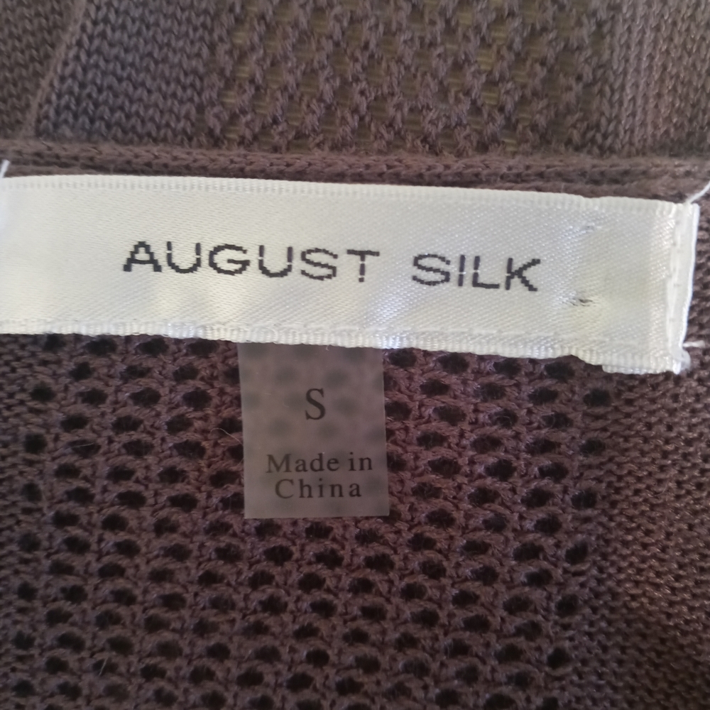 August Silk| Sm. Open front camisole - Picture 3 of 4